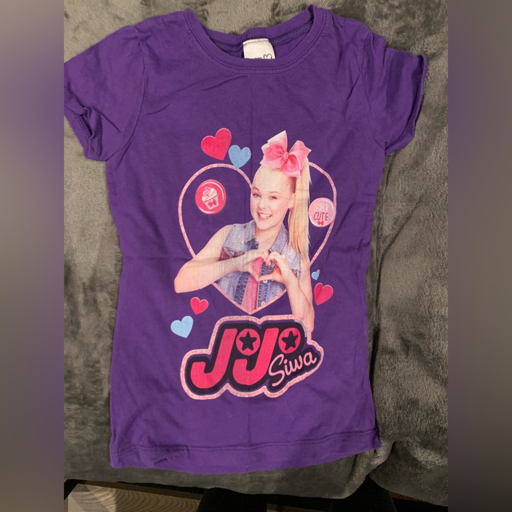Jojo girls small t shirt